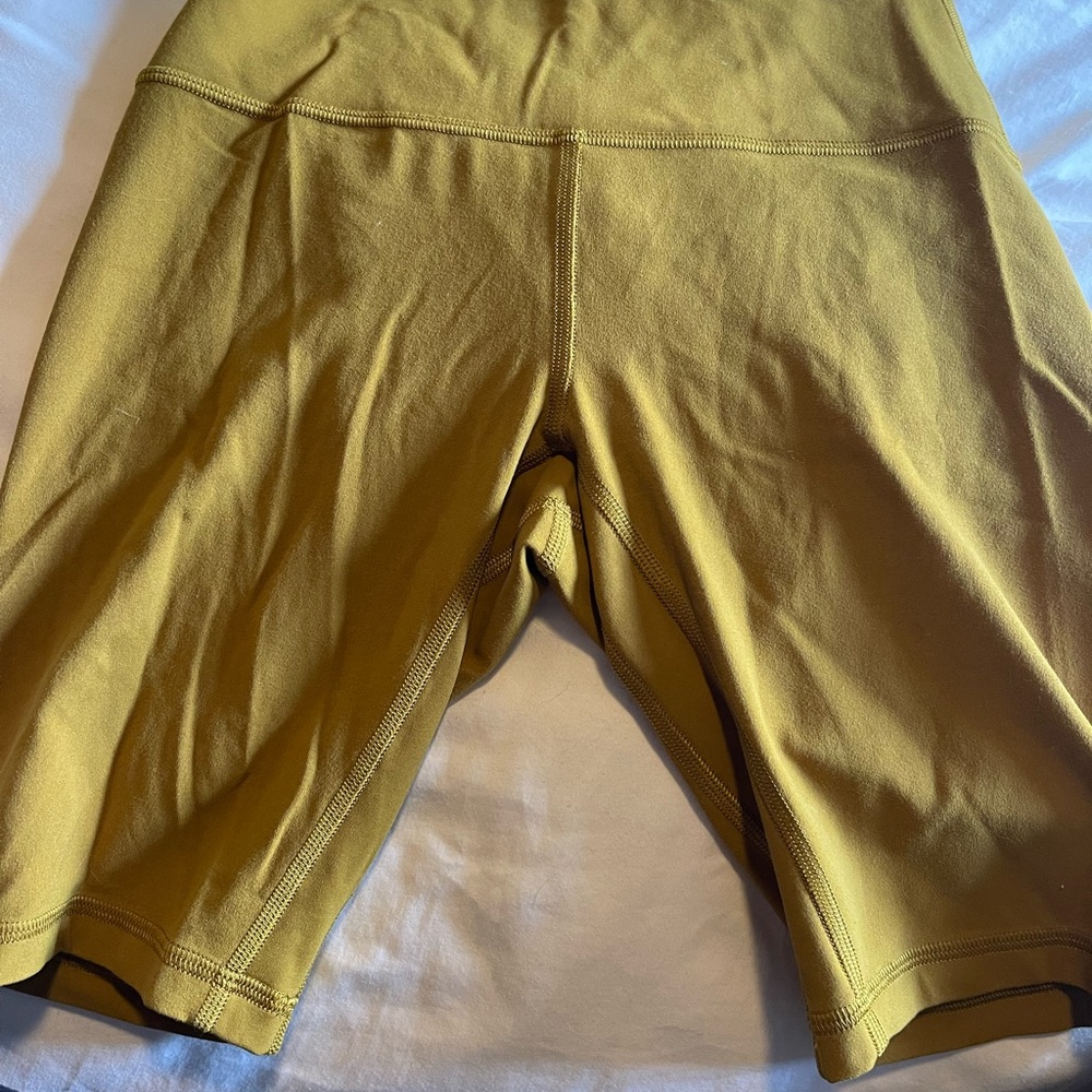 COPY - Lululemon 6 inch seam biker align shorts